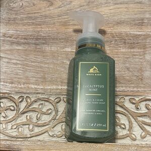 White Barn Eucalyptus Mint Foaming Hand Soap - Deep Green
